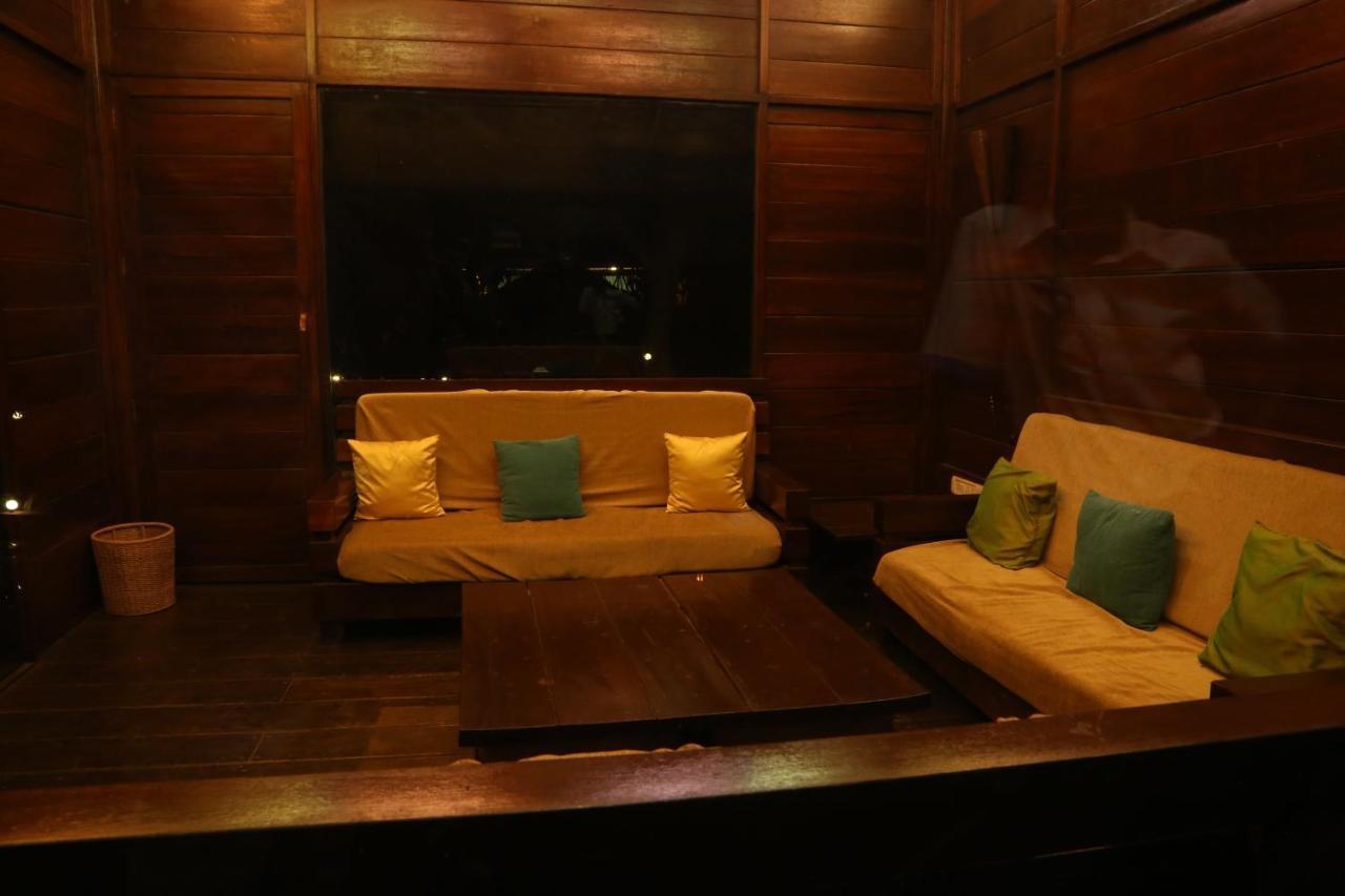 Outpost@Alibaug Otel Alībāg Dış mekan fotoğraf