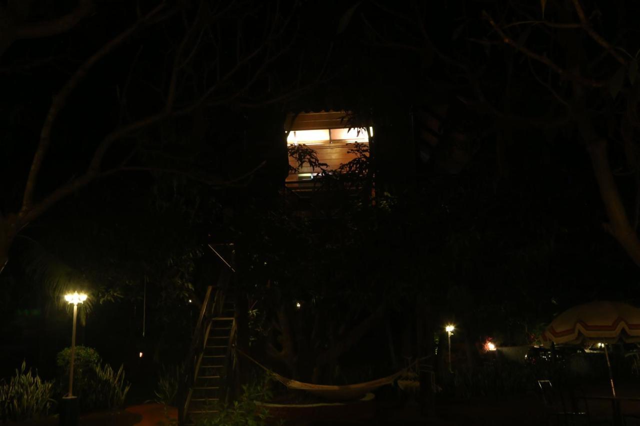 Outpost@Alibaug Otel Alībāg Dış mekan fotoğraf