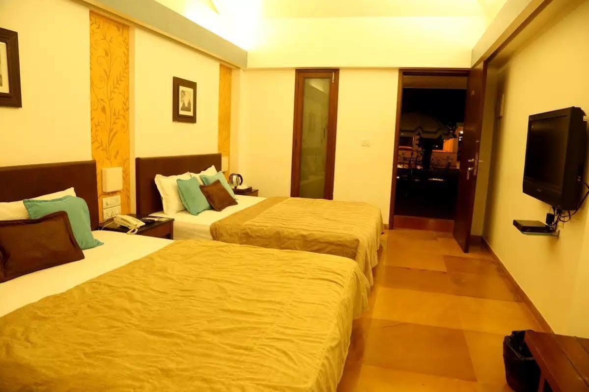 Outpost@Alibaug Otel Alībāg Dış mekan fotoğraf